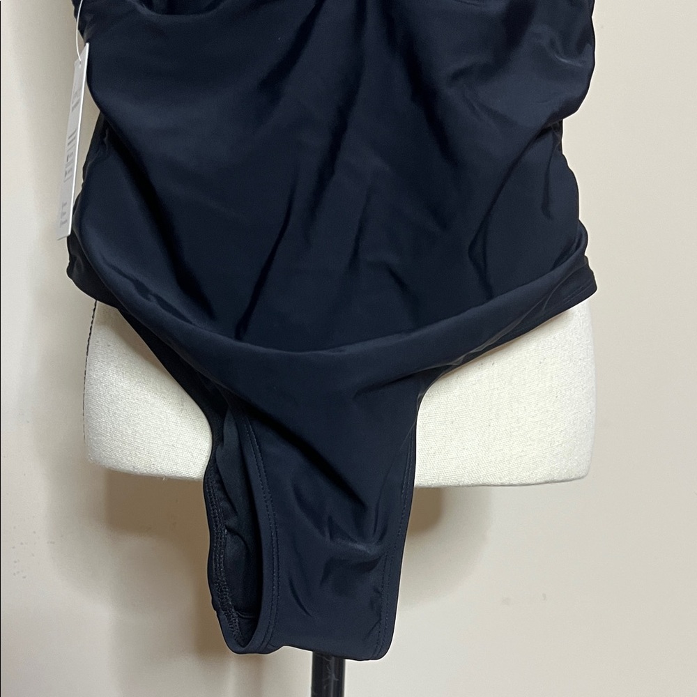 🩱🏊♀️🤿⛱️NWT Cupshe Black Deep V-Neck Body Swimsuit - Picture 6 of 10